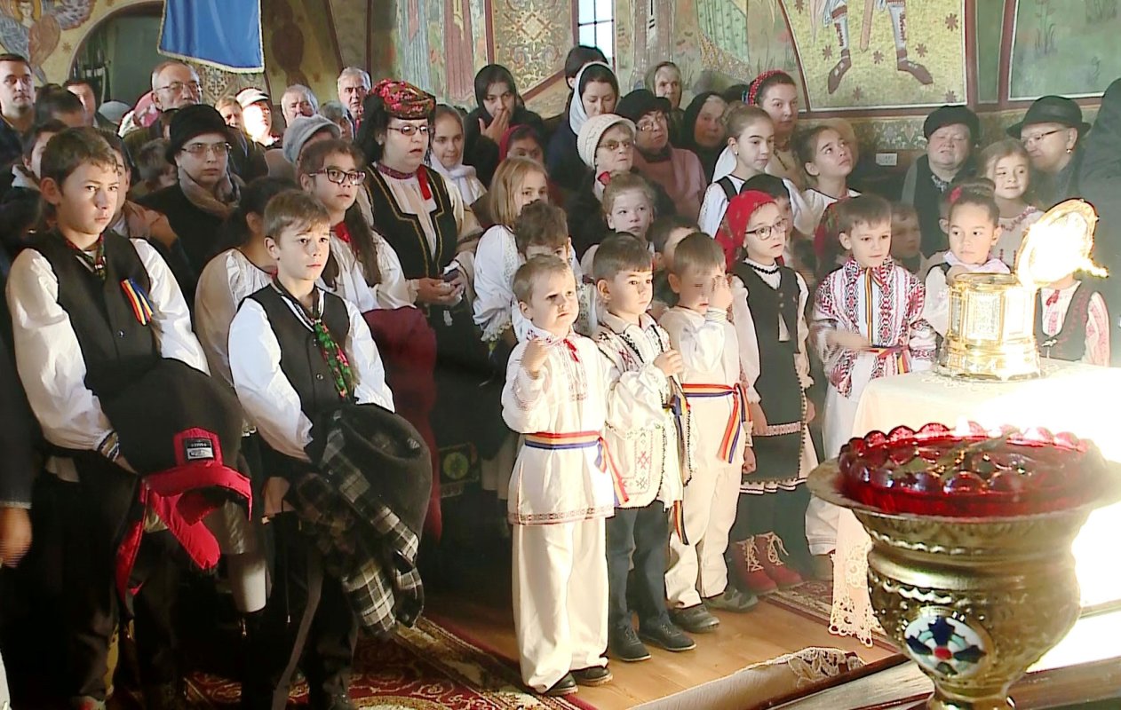 Slujiri arhiereşti în Transilvania 48526