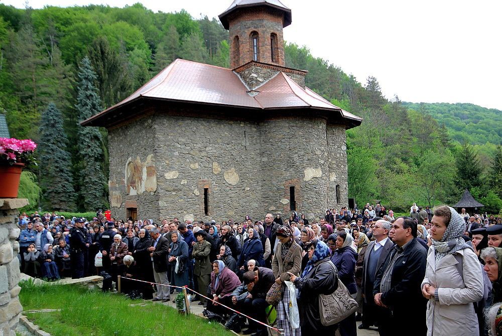  Ortodoxia credinţei şi a vieţii, criteriu fundamental pentru canonizare 48565