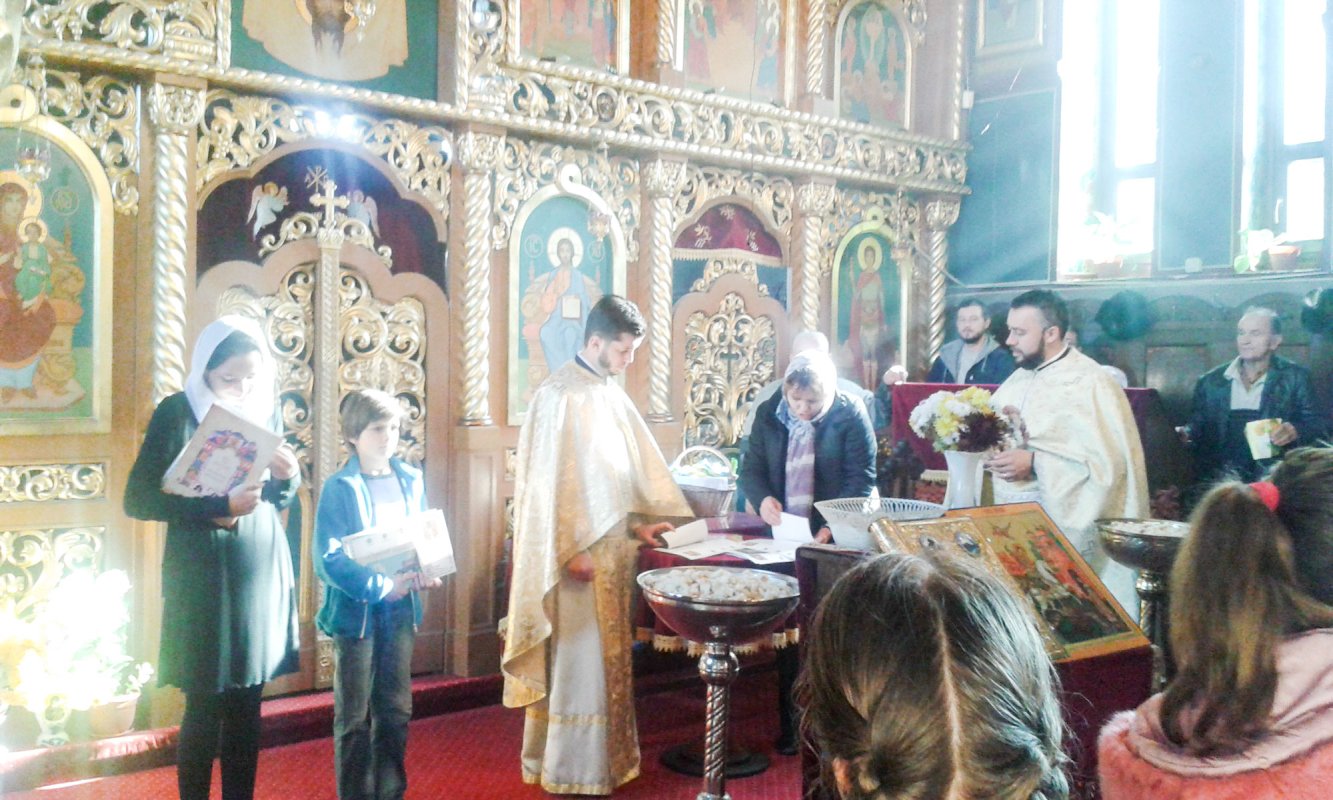Premierea elevilor la biserica din Ghiroda 48455