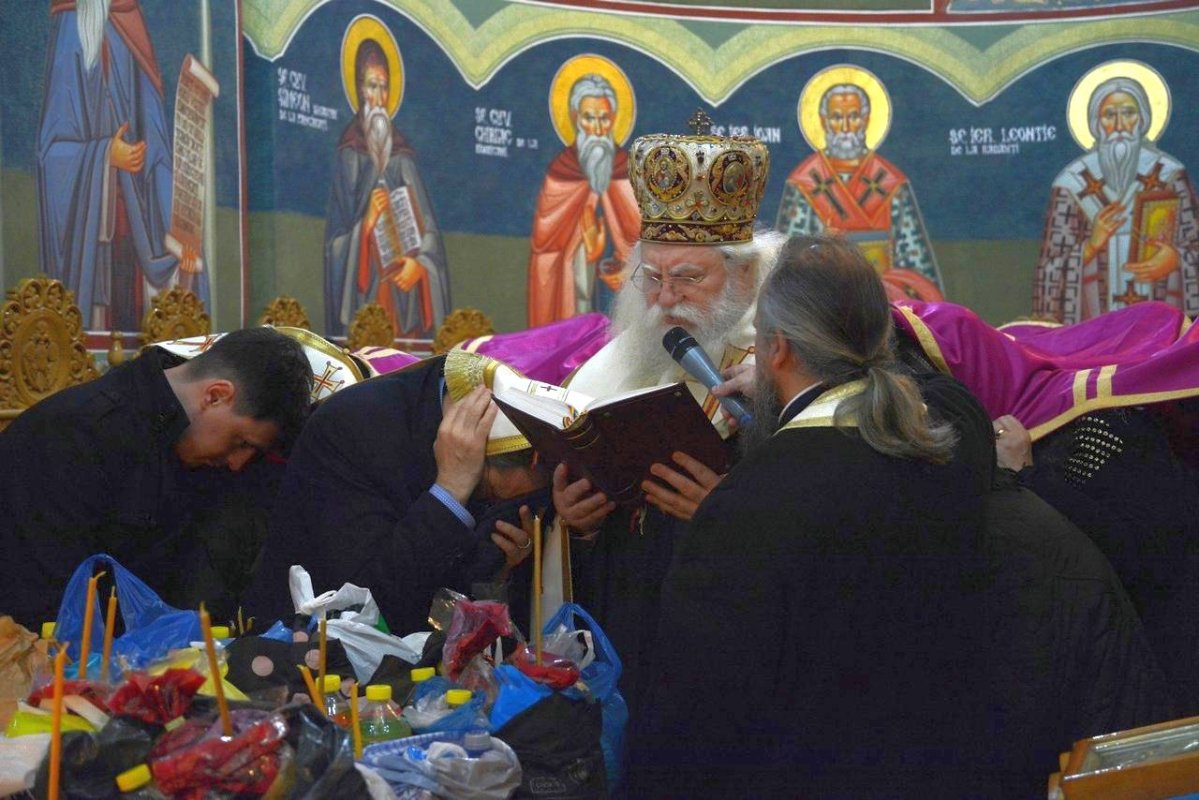 Taina Sfântului Maslu, la Hadâmbu 48428