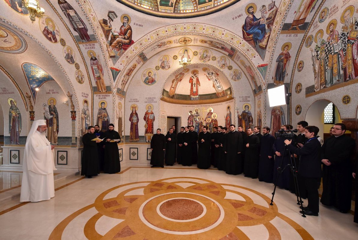 Recunoştinţă pentru diaconii din Capitală 48365