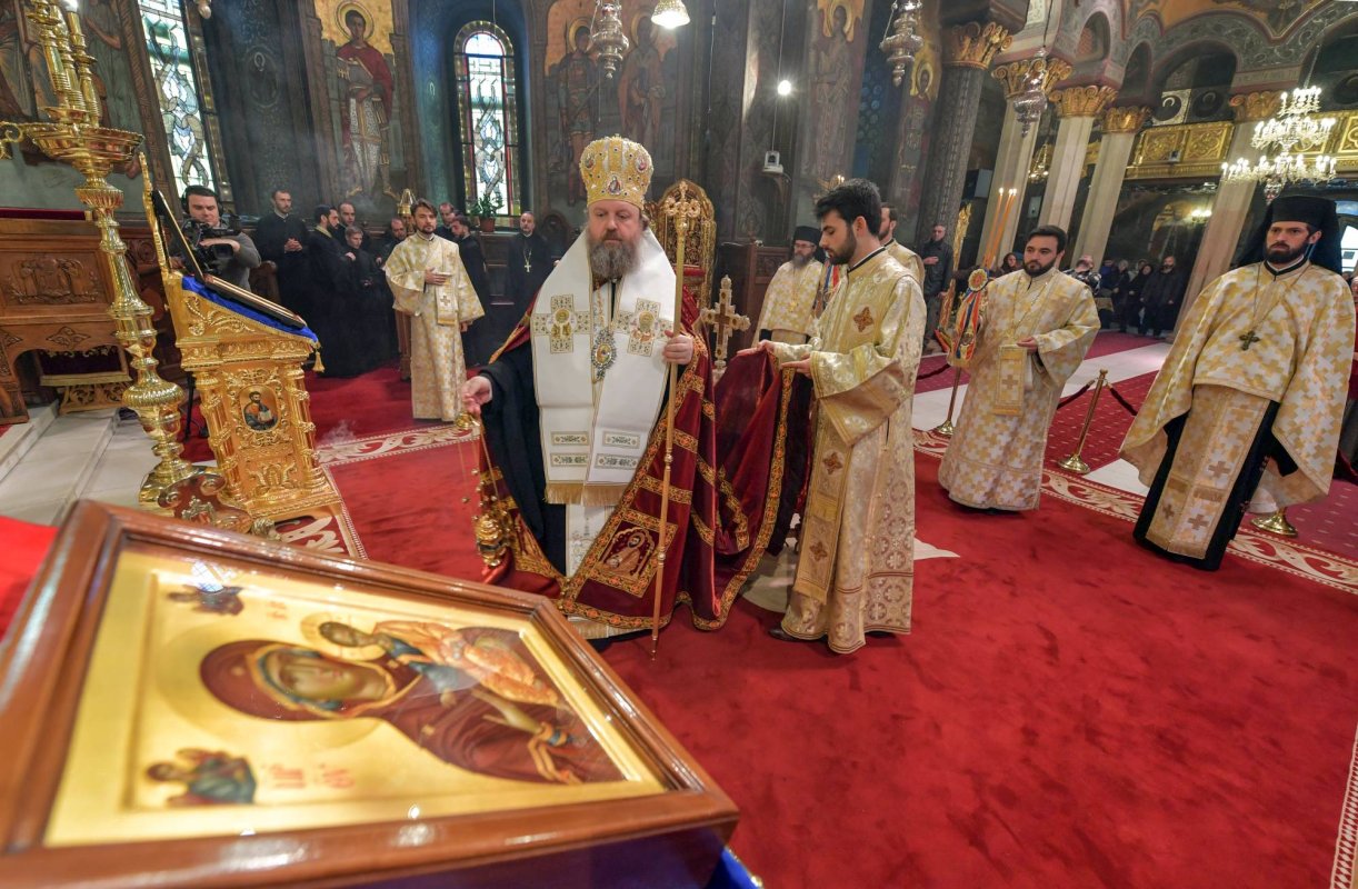 Mulţumire adusă lui Dumnezeu de Ziua Naţională 48352