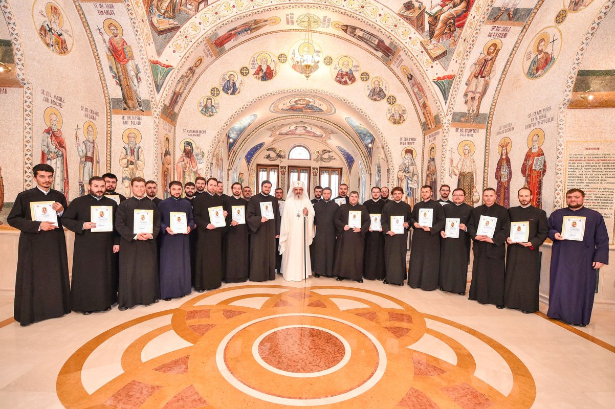 Recunoştinţă pentru diaconii din Capitală 48256