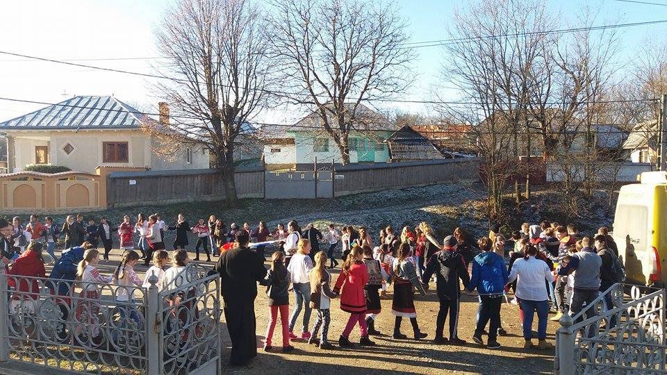 Zilele naţionale sărbătorite în comuna Petricani 48236