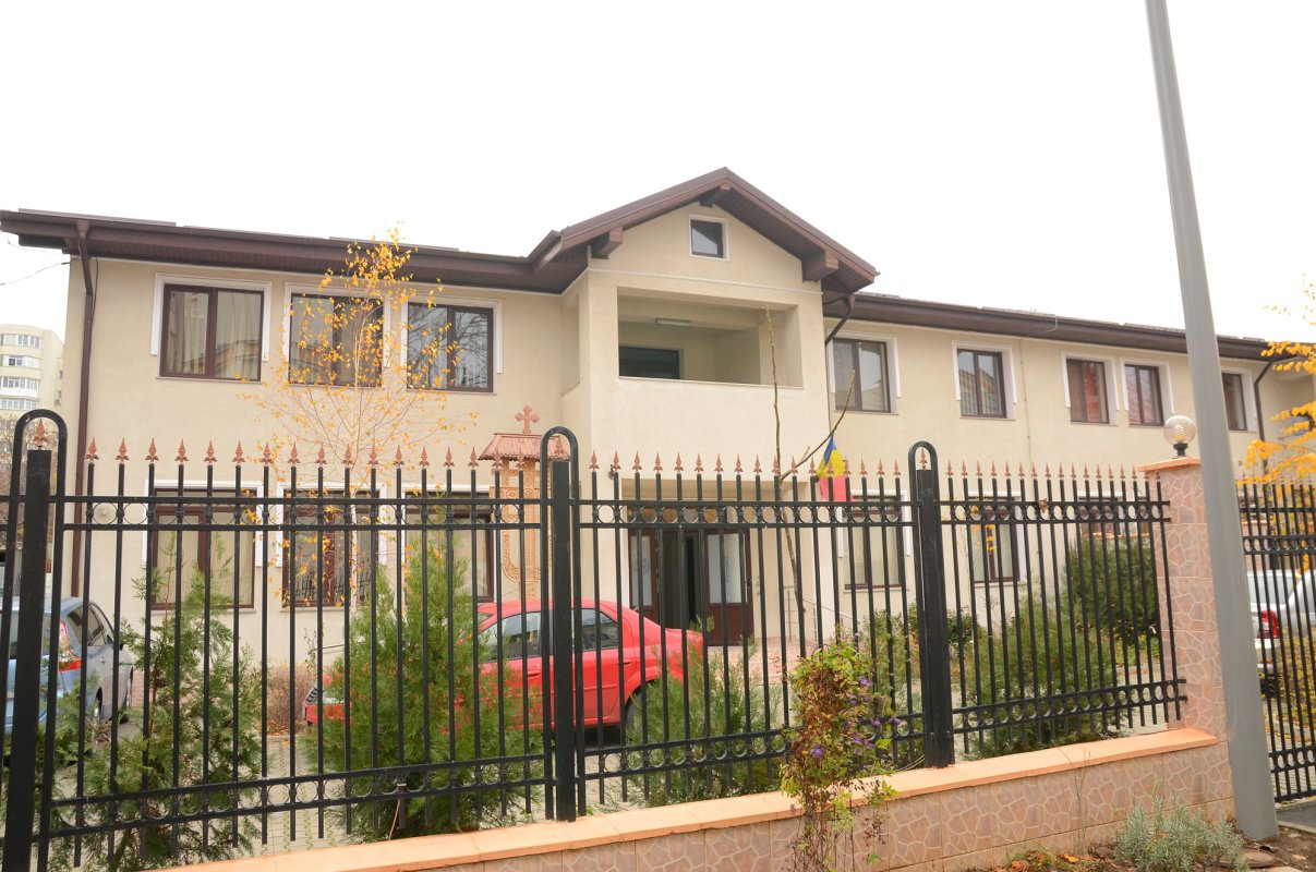 Bucuria copiilor înseamnă lumină şi dăruire  48206