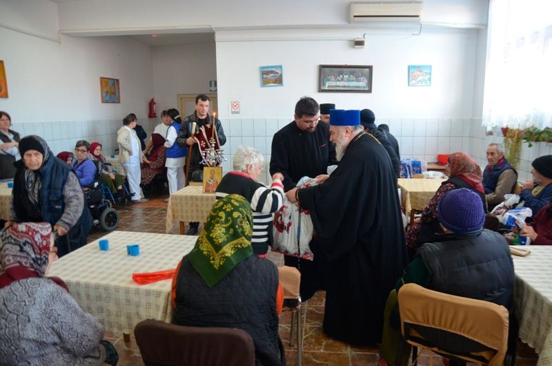 Cinstire adusă Sfântului Ierarh Nicolae 48083