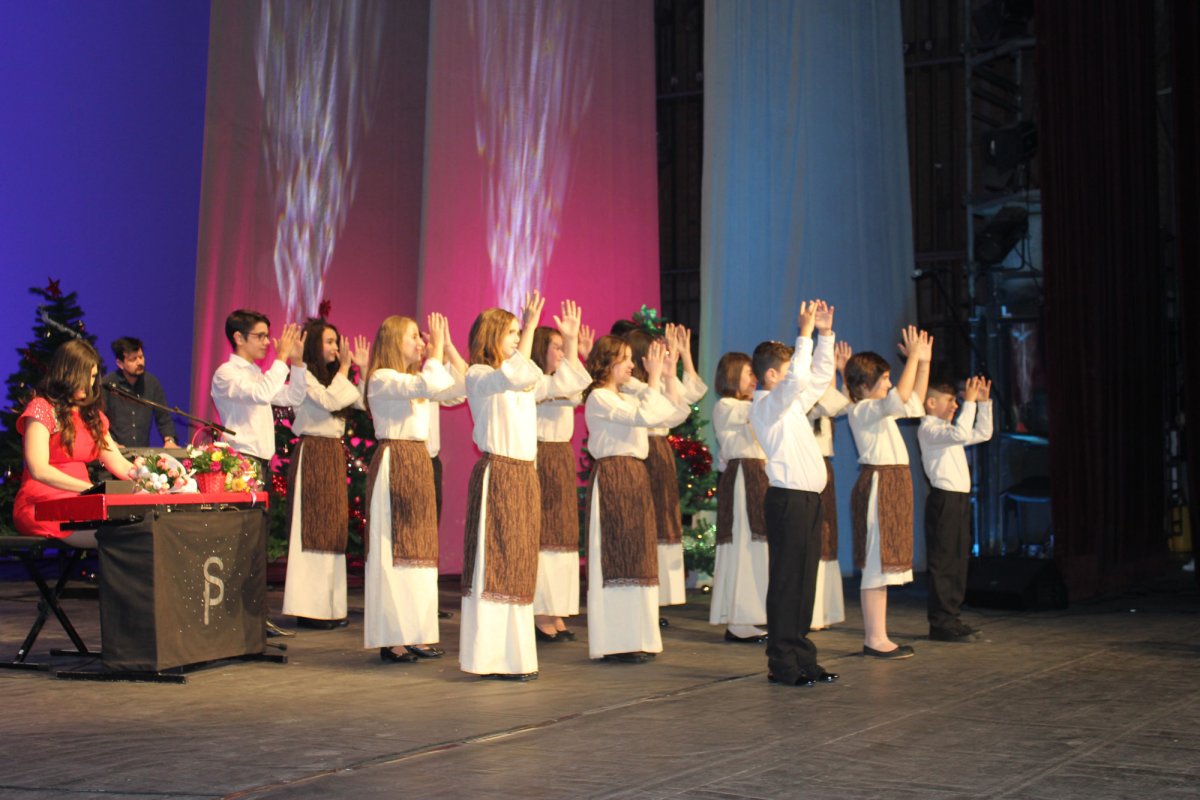 „ColinDar” pentru credincioşii craioveni 48050