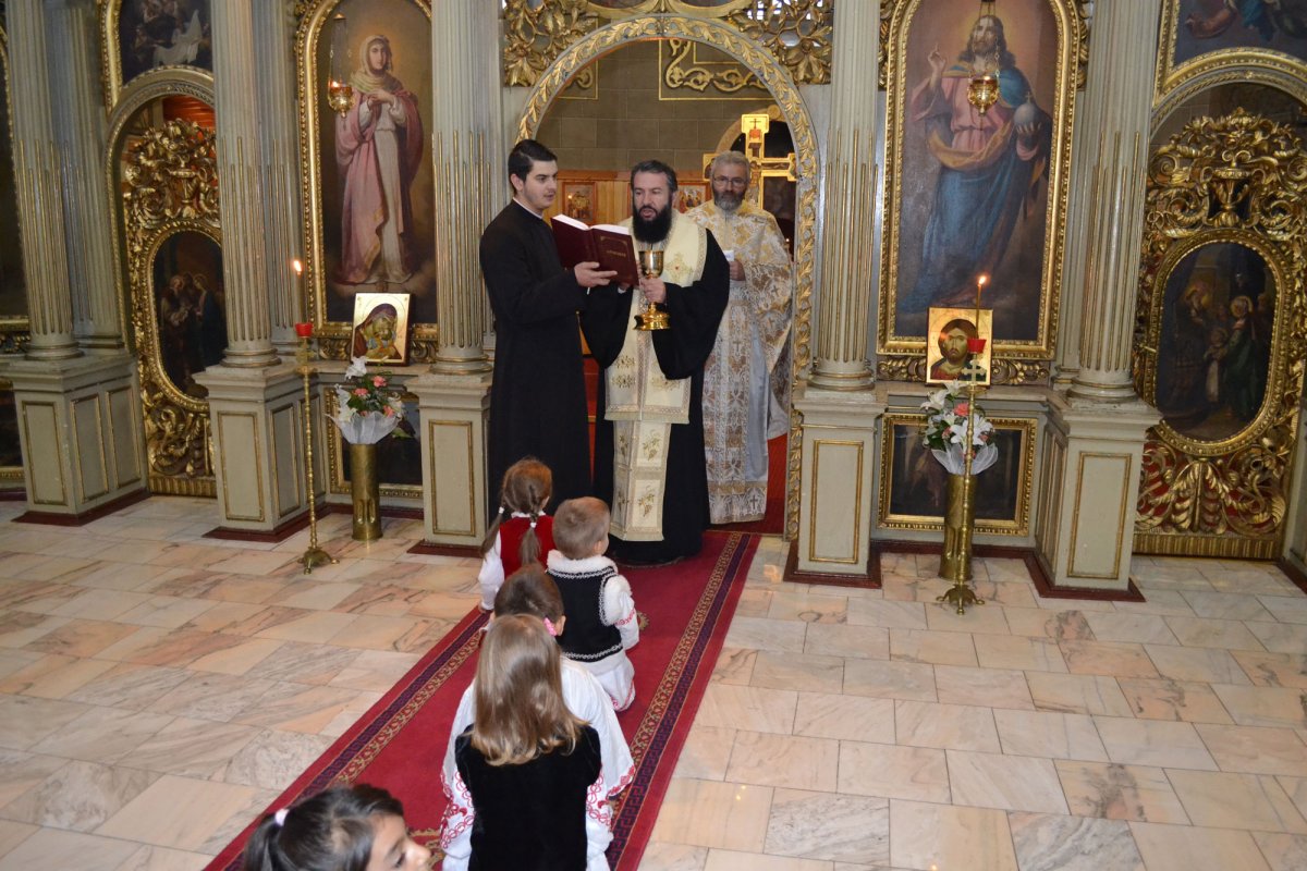 Sărbătoare la Grădinița „Sfânta Filofteia” 47985