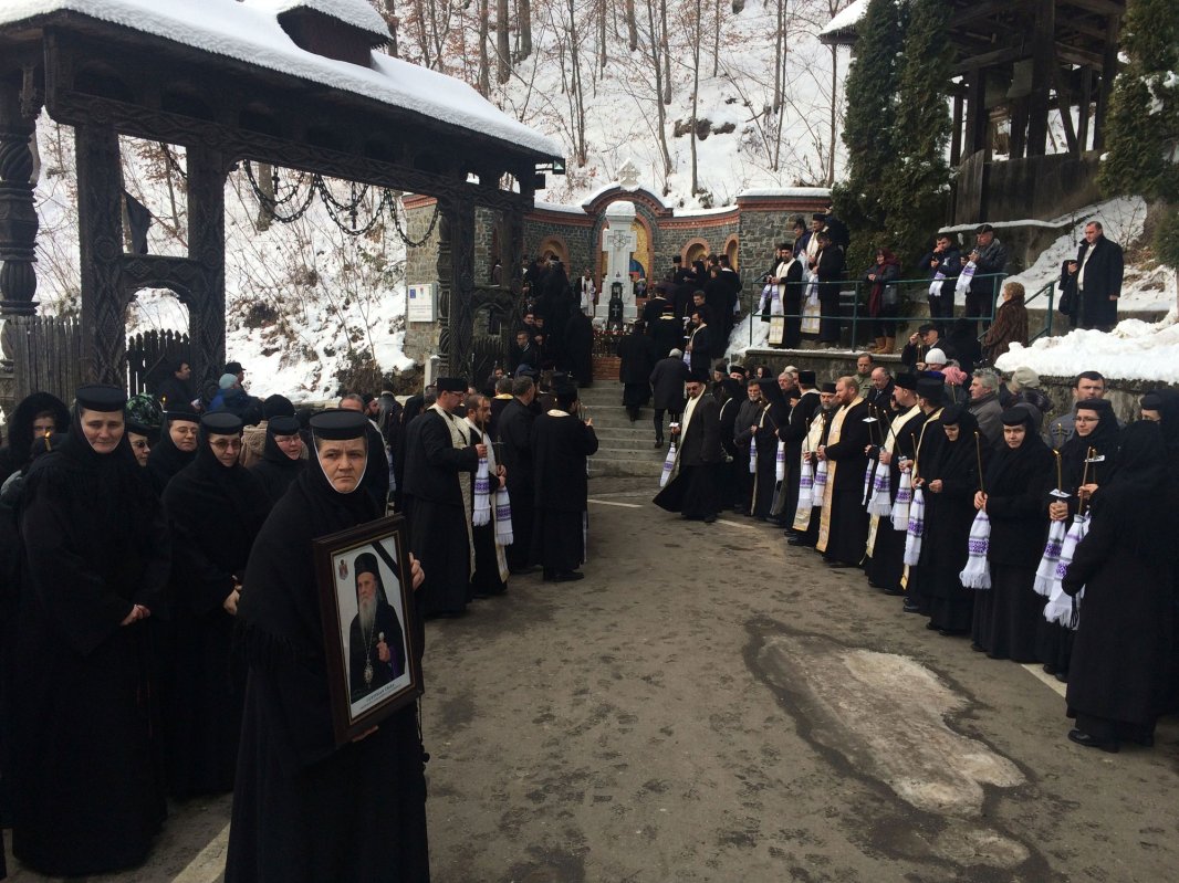 Propuneri pentru scaunul de Episcop al Maramureşului şi Sătmarului 47922