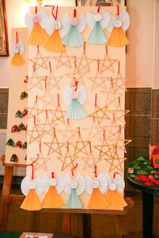 Colinde pentru credincioşii de toate vârstele 47787