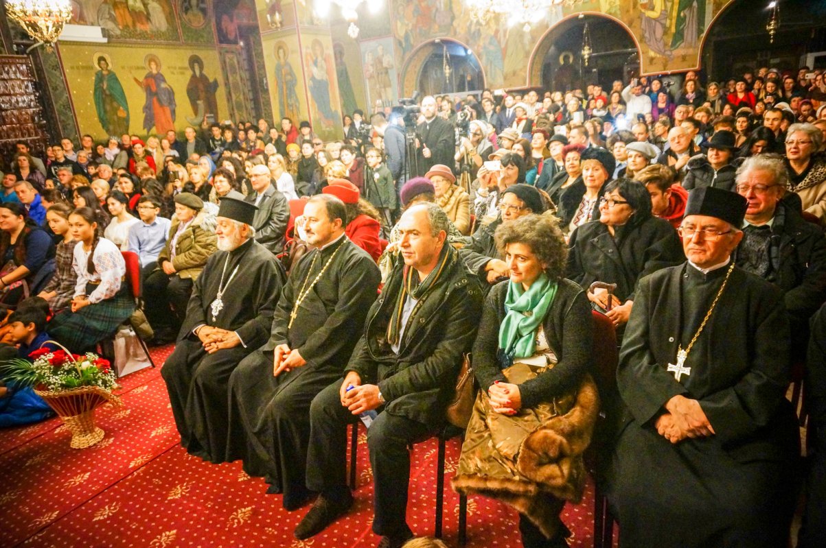 Concert caritabil la Parohia Parcul Călăraşi din Capitală 47761