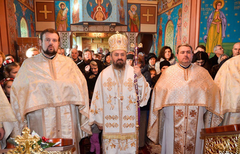 Slujiri arhiereşti în Duminica a 28-a după Rusalii 47776