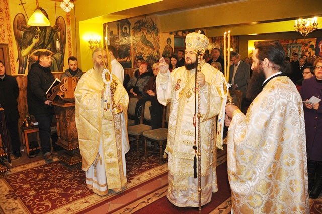 Slujiri arhiereşti în Duminica a 28-a după Rusalii 47780