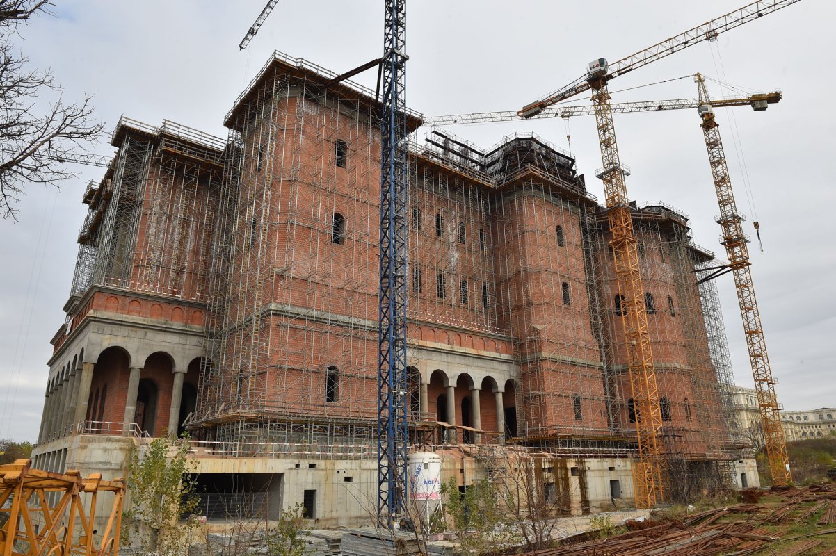 Continuă lucrările la Catedrala Mântuirii Neamului 47662
