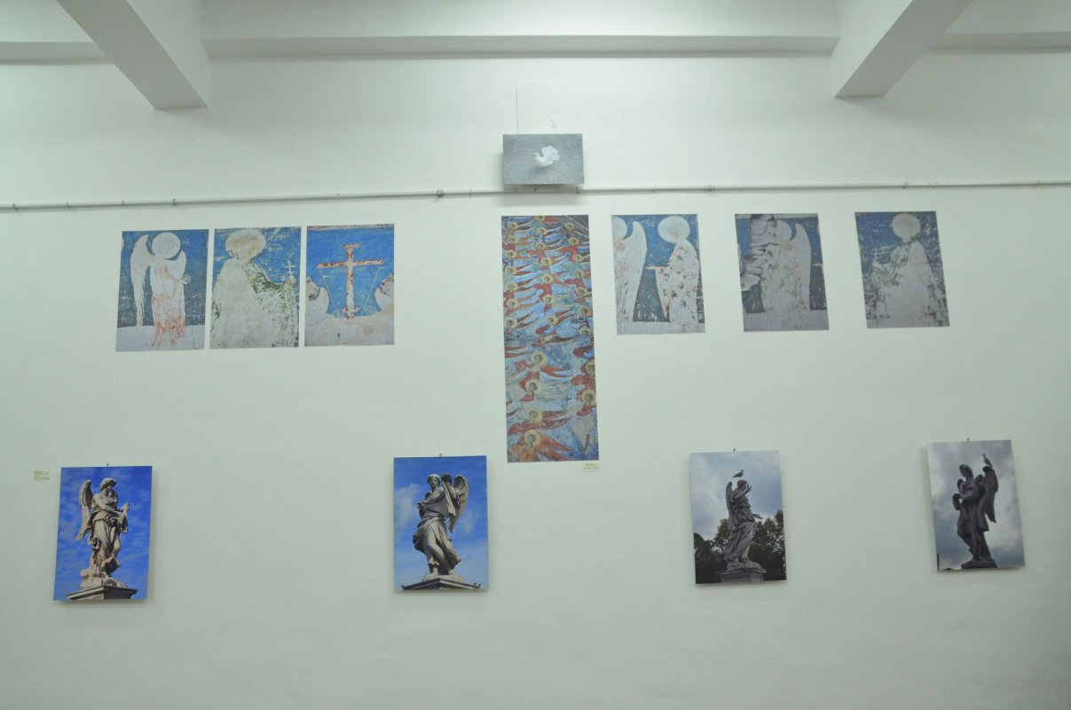 Educaţia privirii la Şcoala „Anastasia Popescu” 47684