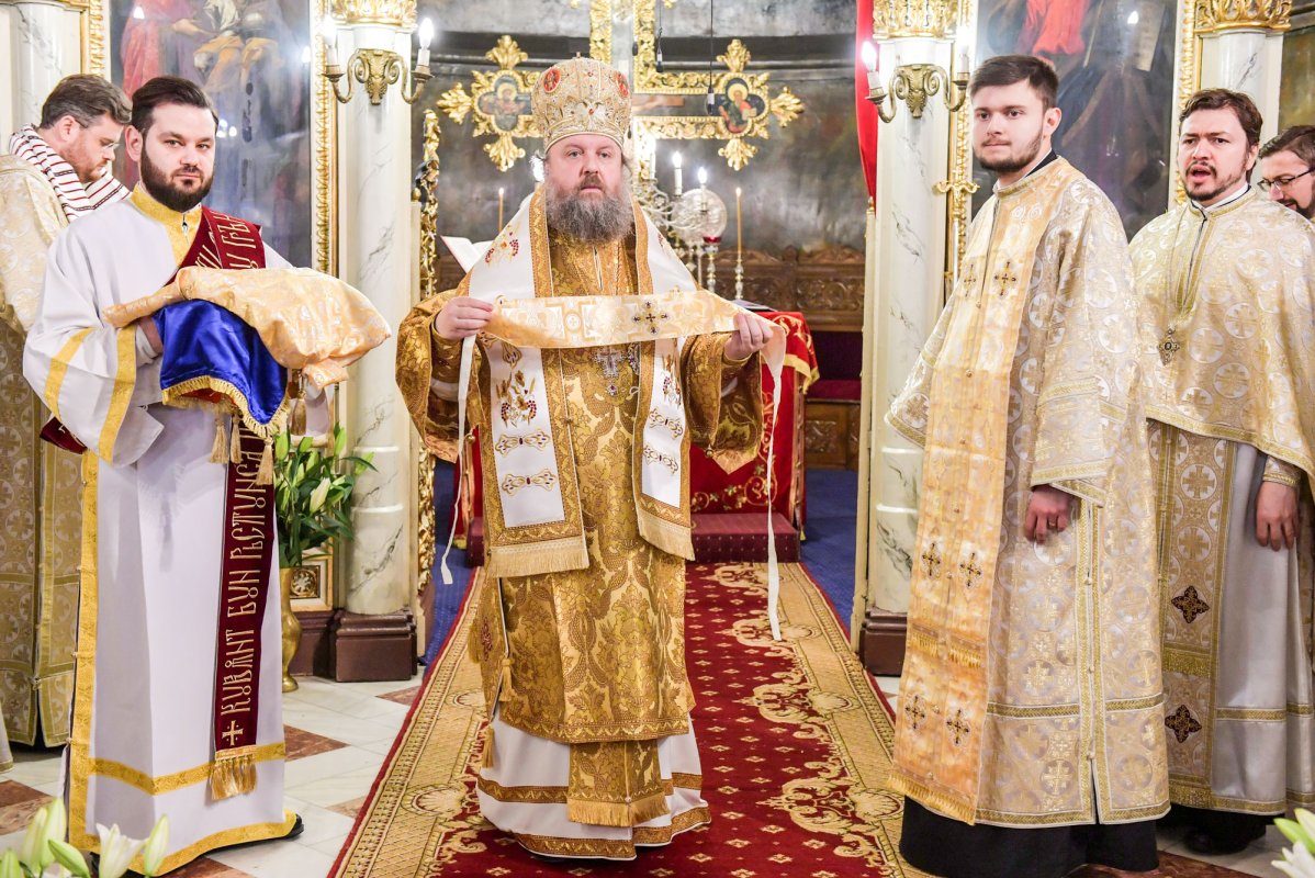 Sfântul Ierarh Dosoftei, prăznuit în Capitală 47675