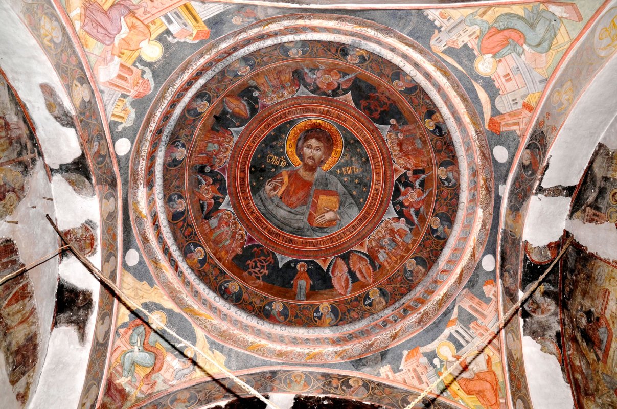 Biserica ridicată pe ruinele cetății lui Burebista 47620