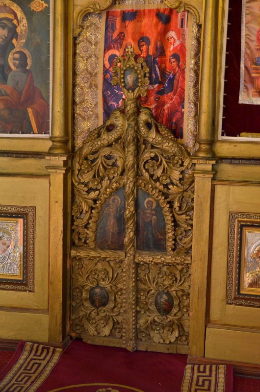 Biserica ridicată pe ruinele cetății lui Burebista 47621