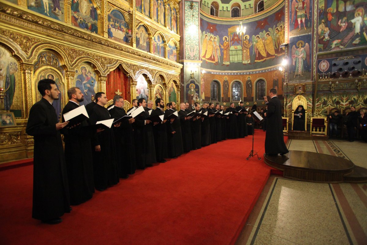 Studenții teologi de la Sibiu au colindat în Catedrala mitropolitană 47521