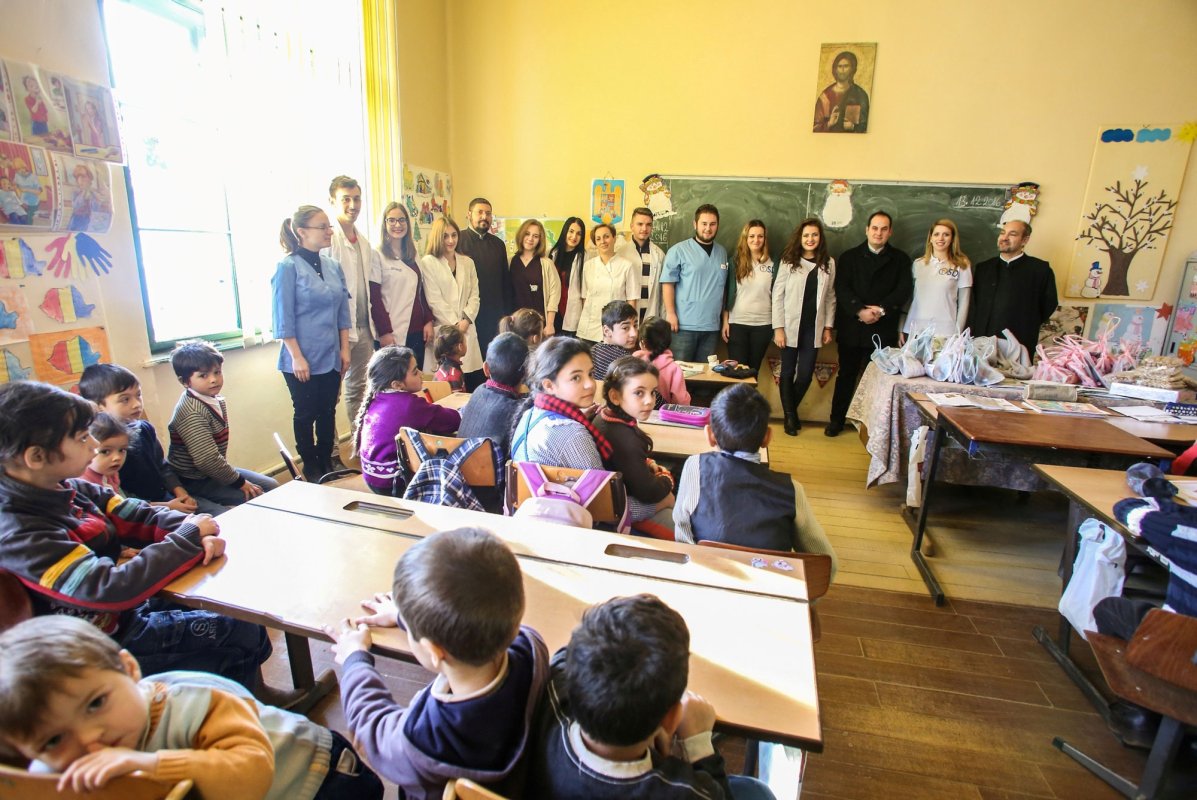 Activităţi sociale în judeţele Sibiu şi Hunedoara 47499