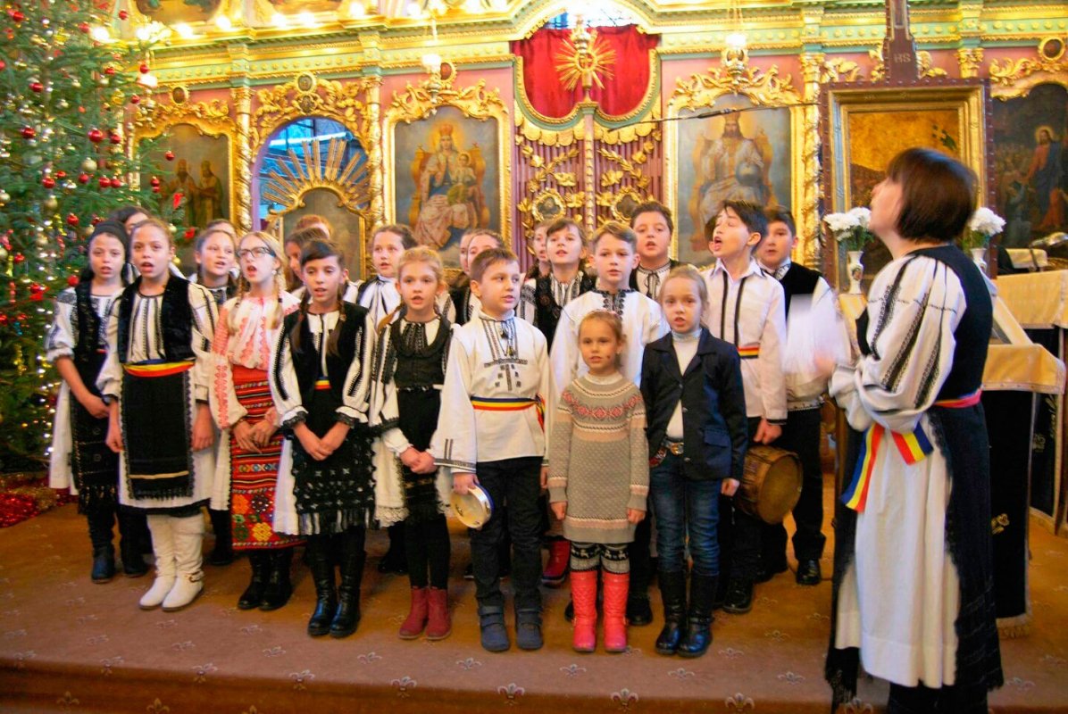 Colinde şi fapte de filantropie în Transilvania 47494