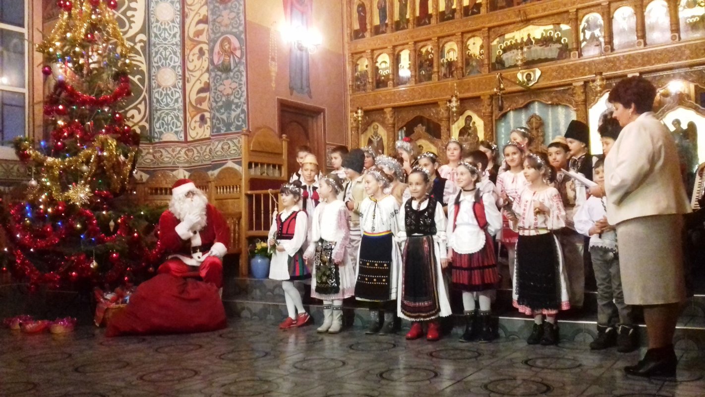 Colinde şi fapte de filantropie în Transilvania 47495