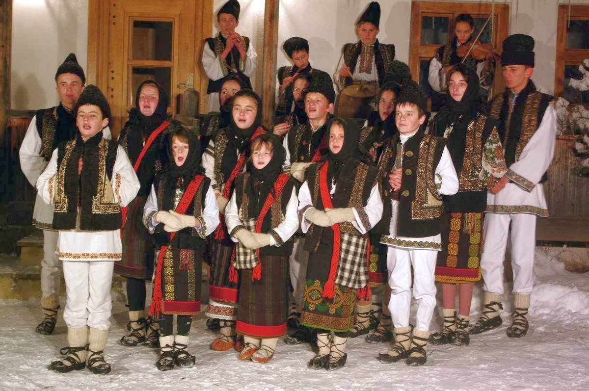 Colindăm colind frumos... 47444