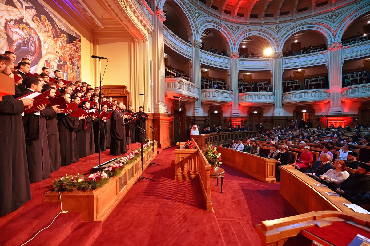 Anotimpul colindelor şi al darurilor 47381