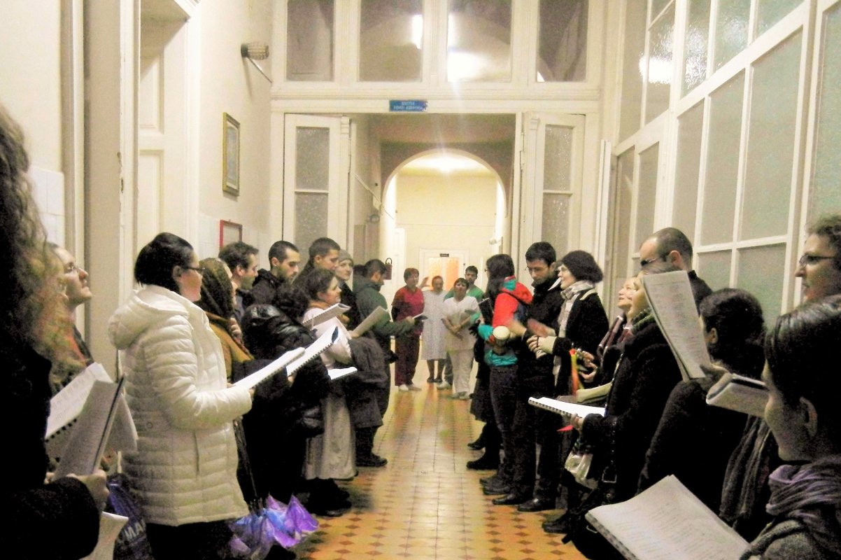 Colinde în lăcașe de cult, azile și spitale clujene 47398