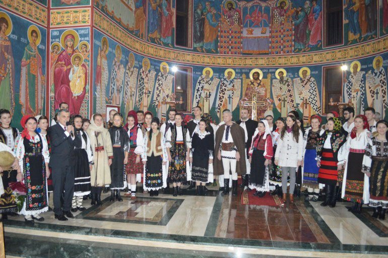 Colinde în lăcașe de cult, azile și spitale clujene 47400