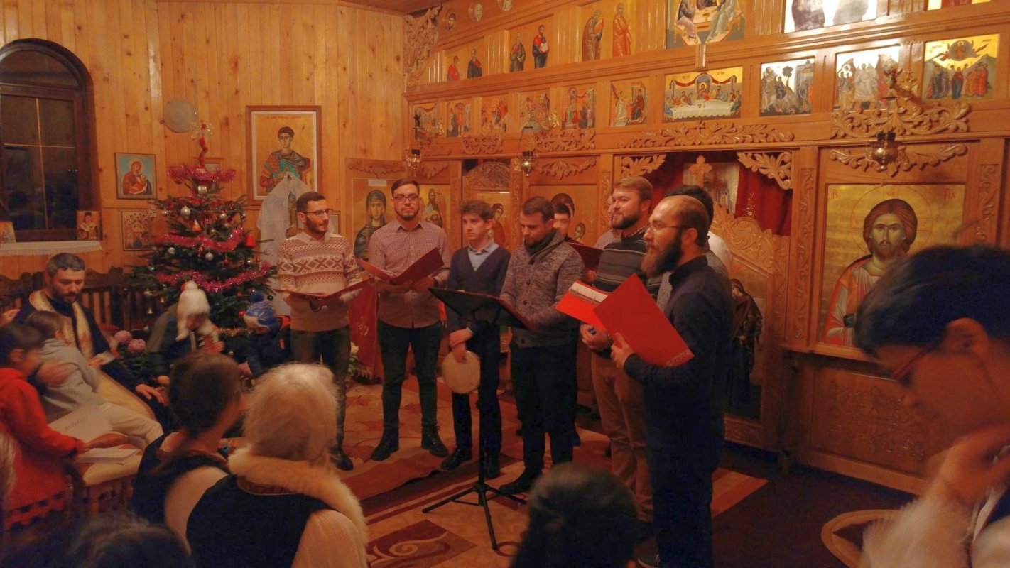 Concert caritabil în Parohia Cercu 47357