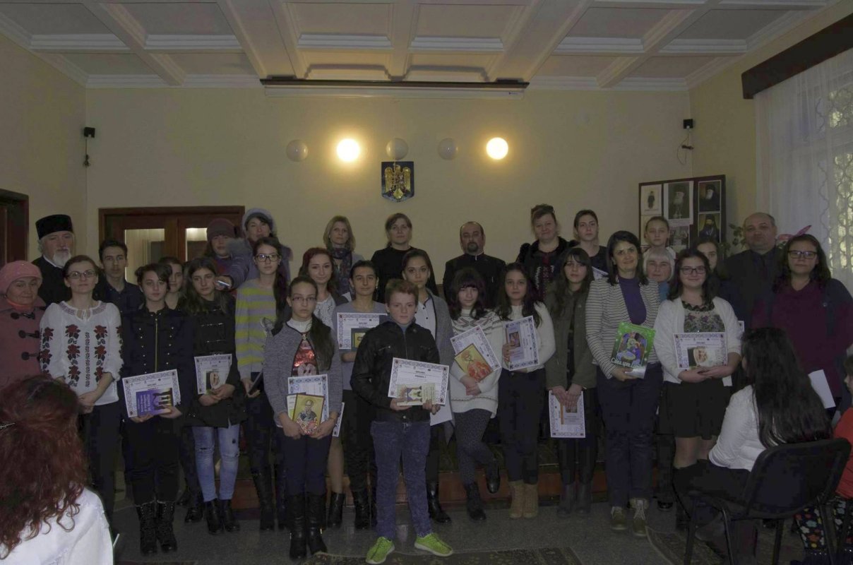 „Miracolul Naşterii Domnului“, la Protoieria Paşcani 47352