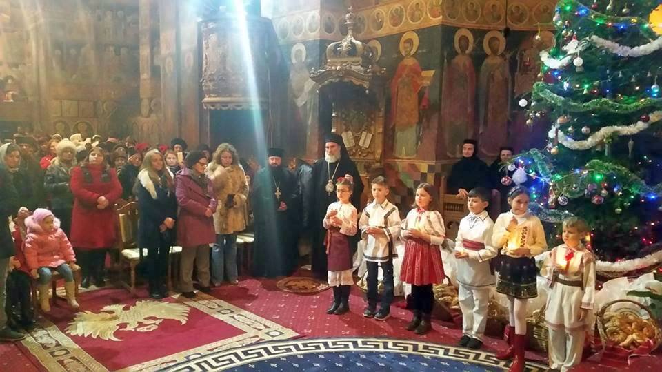 Concert de colinde la catedrala din Roman 47287