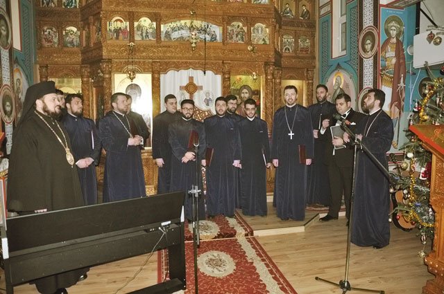 Formaţii corale transilvane şi din ţară vestesc Naşterea Domnului 47301