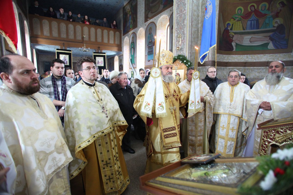 Hramuri şi slujiri arhiereşti în Transilvania 47297