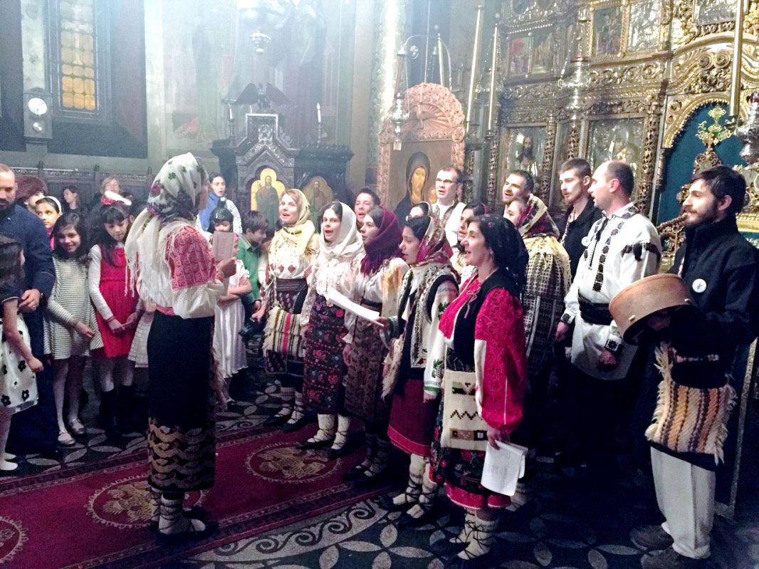 Împreună în bucuria Nașterii Domnului 47337