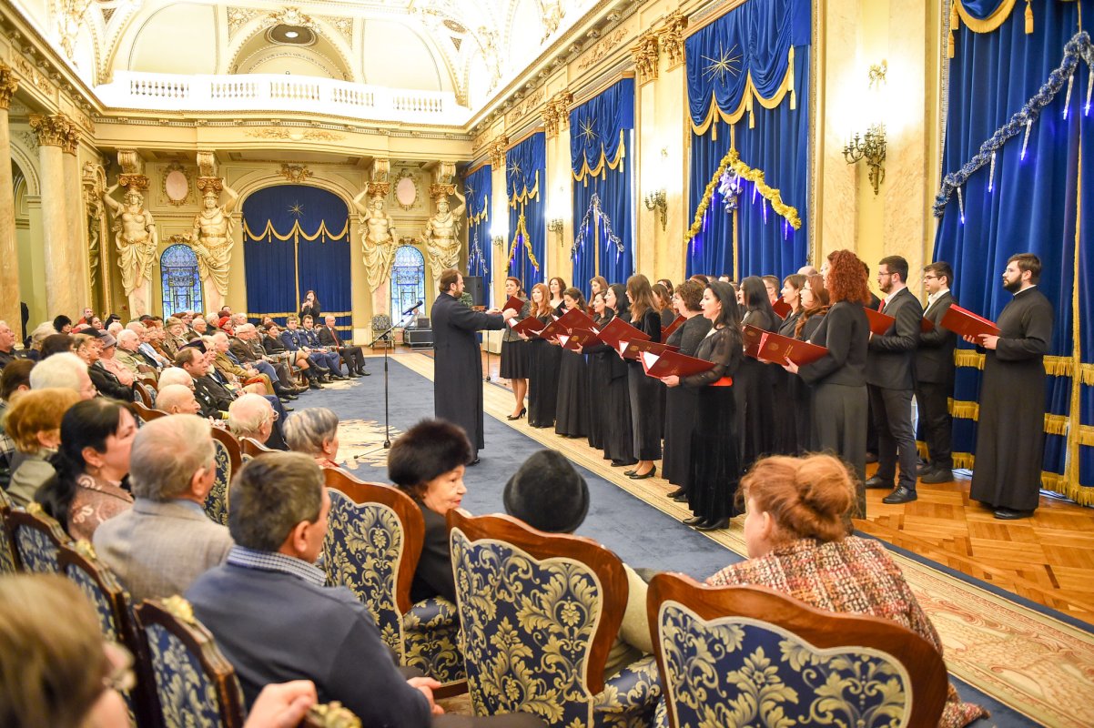 Nașterea Domnului vestită în eparhii din Muntenia 47338