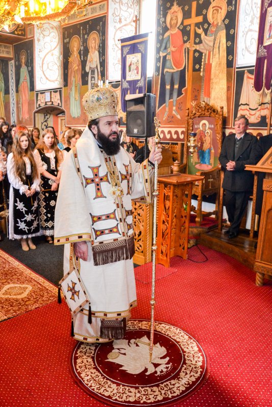 Pruncul Iisus, icoana educaţiei tânărului în familia creştină 47304