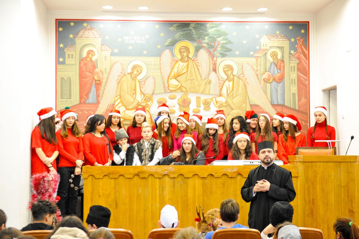 Daruri de Crăciun pentru 200 de familii 47272