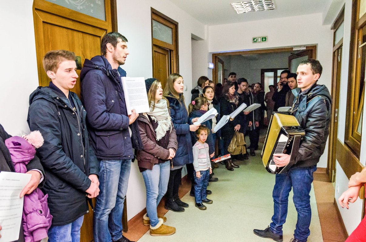 Mângâiere pentru semenii în suferinţă 47218