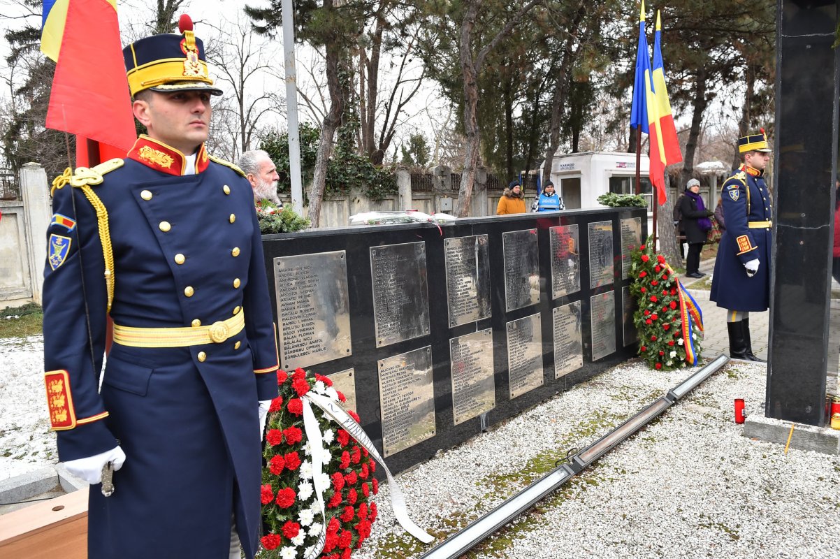 Slujbe de pomenire pentru eroii din decembrie 1989 47211