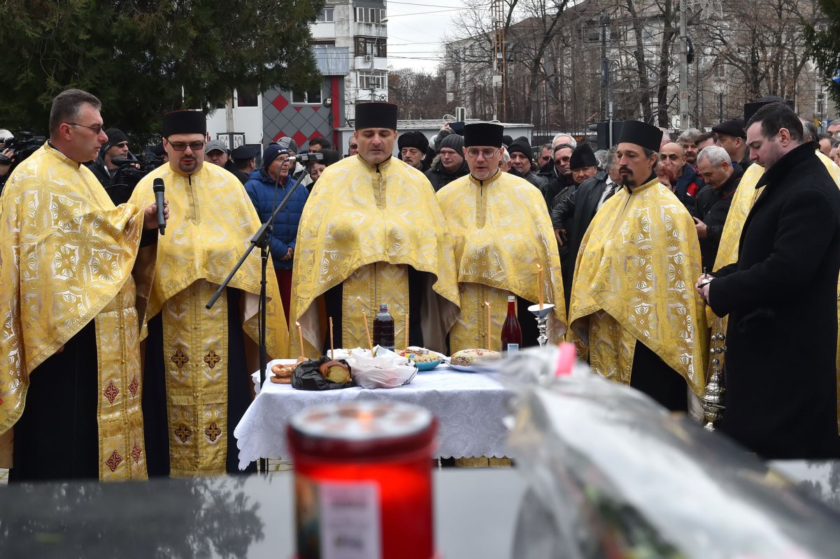 Slujbe de pomenire pentru eroii din decembrie 1989 47212