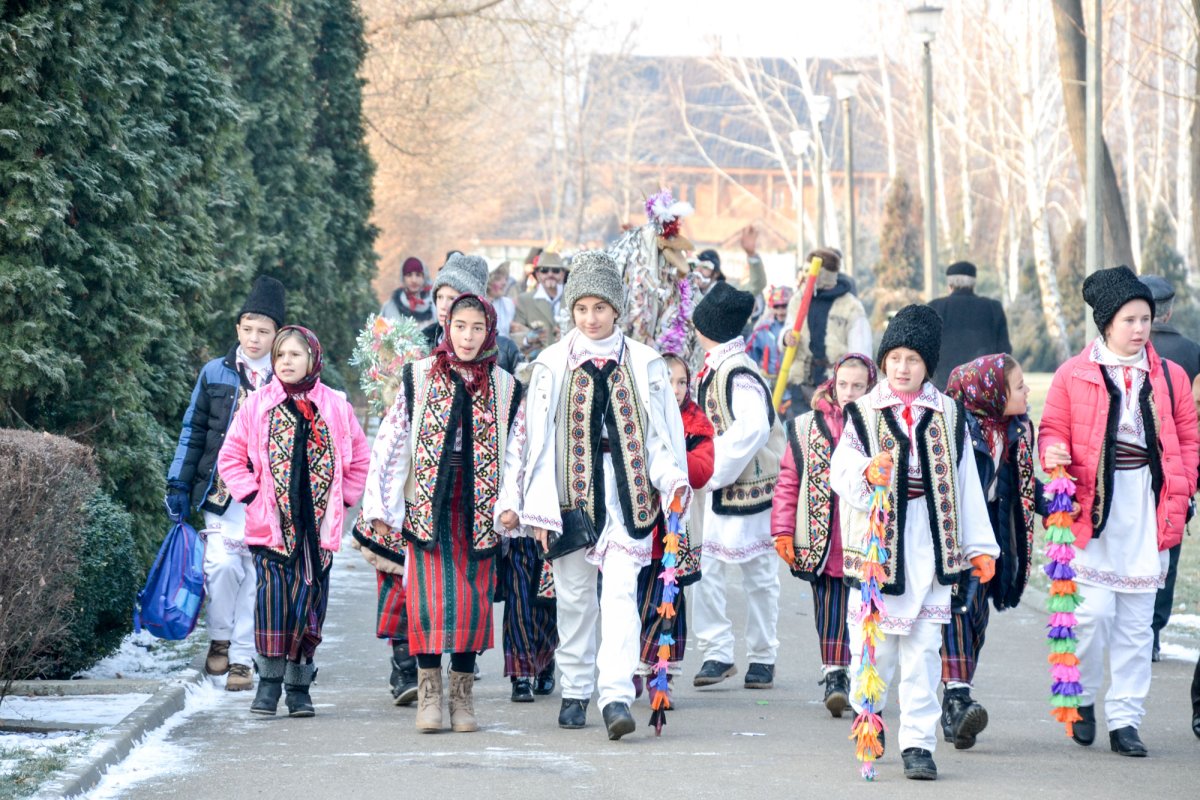 Colindul de ceată bărbătească, în patrimoniul imaterial UNESCO 47090