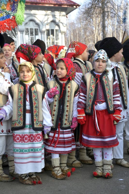 Colindul de ceată bărbătească, în patrimoniul imaterial UNESCO 47101