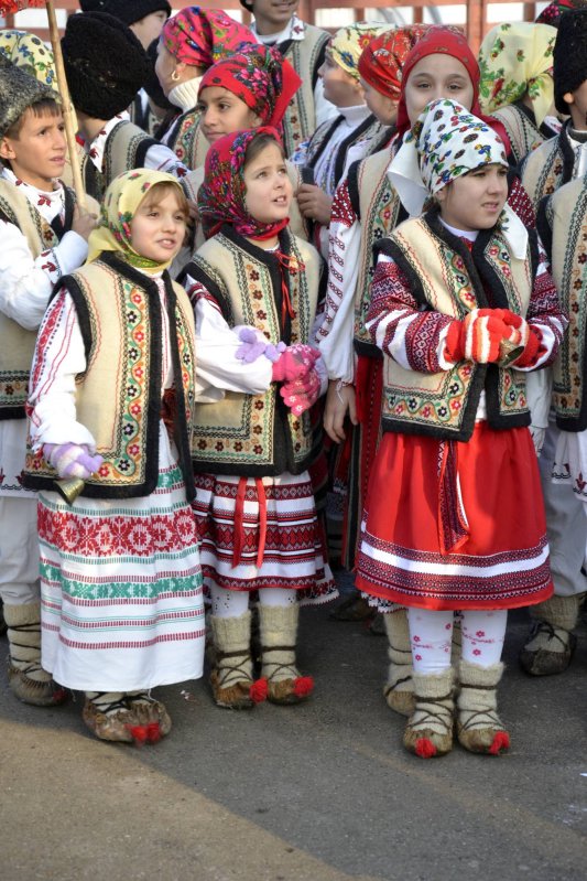 Colindul de ceată bărbătească, în patrimoniul imaterial UNESCO 47102