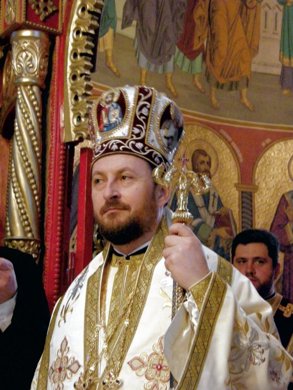 PS Corneliu: „Naşterea Domnului Iisus Hristos, început al bucuriei veşnice“ 47048