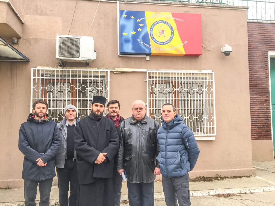 Vizită pastorală la penitenciarele Rahova și Jilava 47078