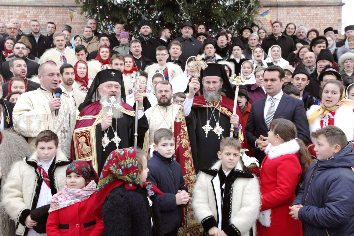 Întronizarea noului Episcop al Maramureșului și Sătmarului 46984