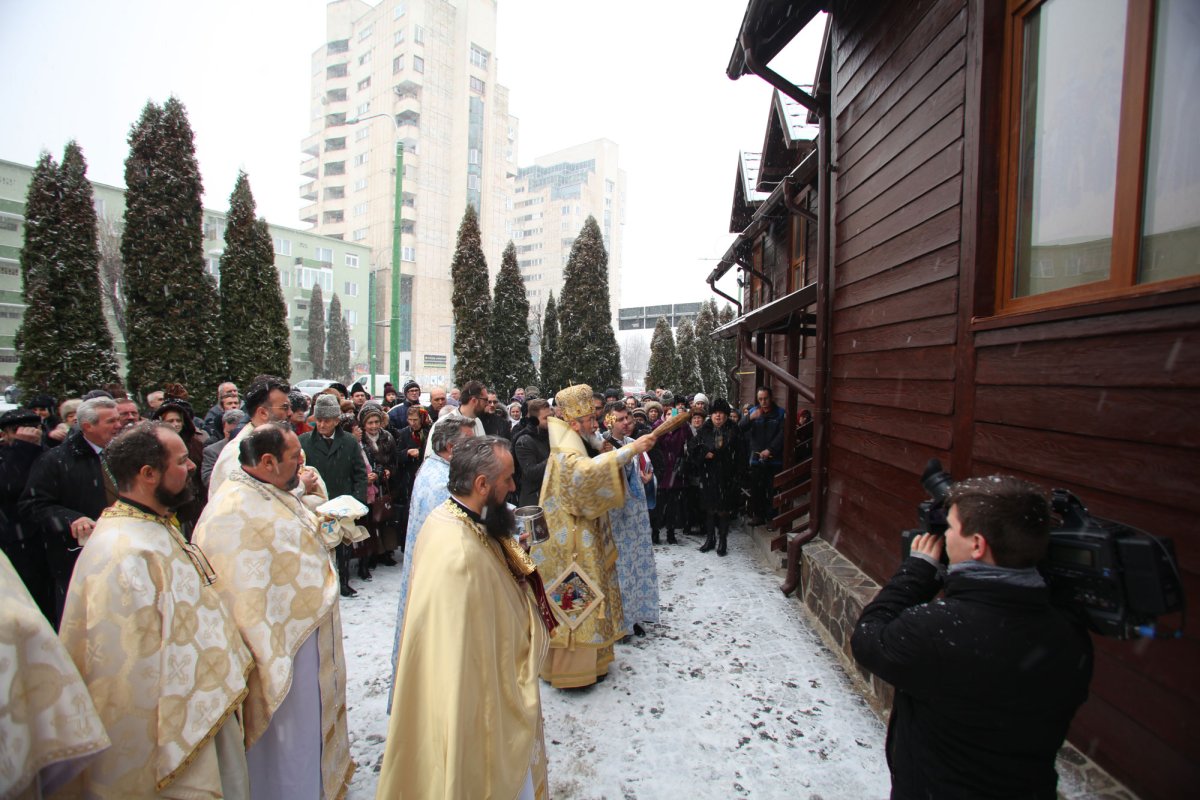 Praznicul luminos al Nașterii Domnului 46918