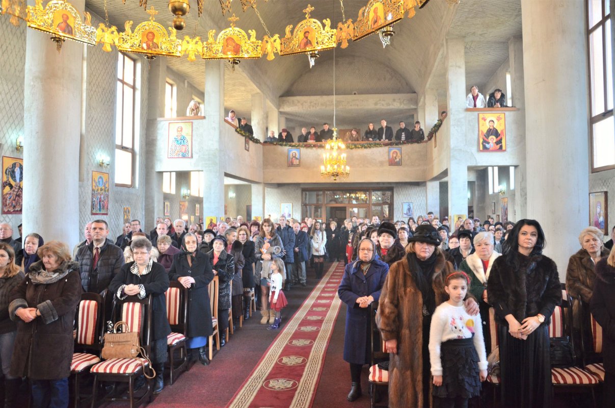 Slujiri arhierești în prima zi a noului an 46803